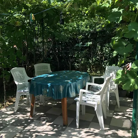 アパート Oliva Mediterranean Garden,paradise